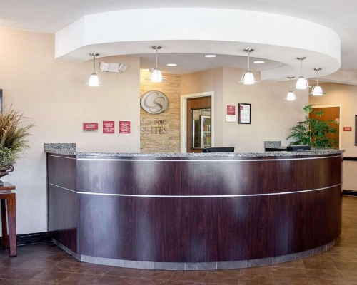 Comfort Suites Greenwood image 33